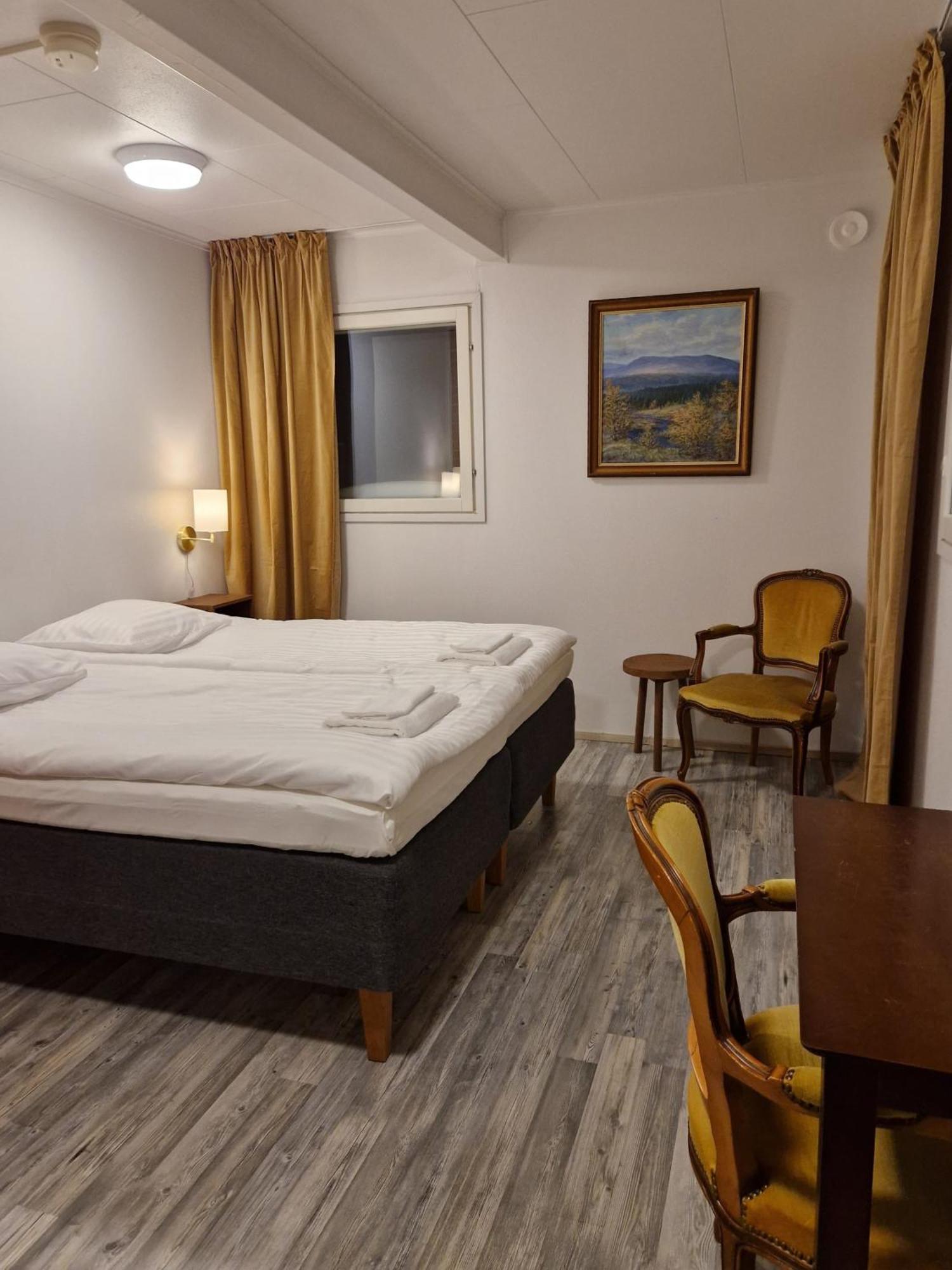 The Sleeping Bear Hotell Enare Eksteriør bilde